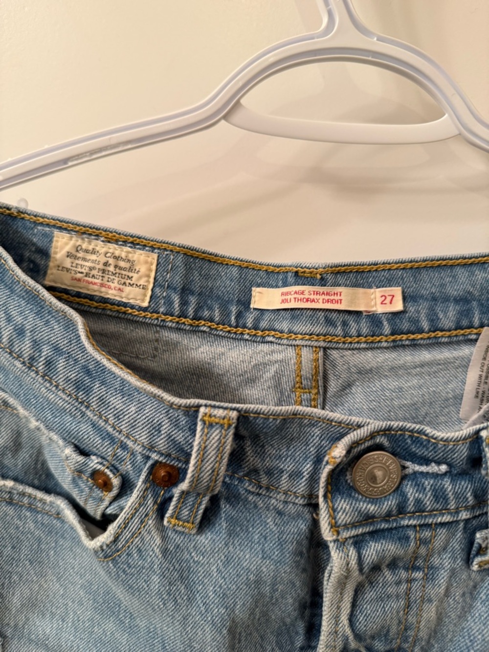 Levi's Light Blue Ribcage Straight Leg Jeans - Women's